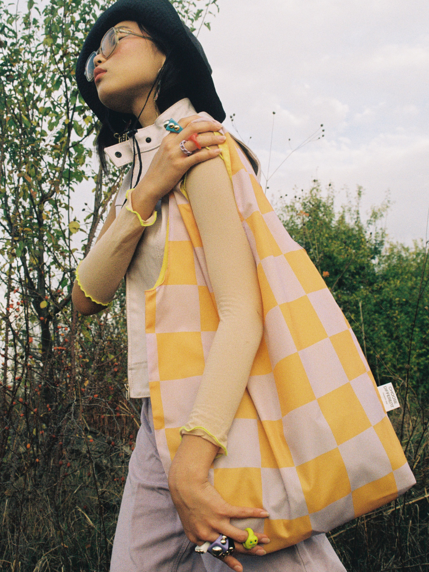 digital sunset tote